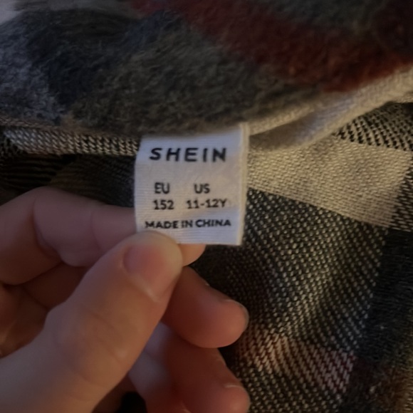 brand- shein size- 11-12 youth plaid jacket - Picture 3 of 3